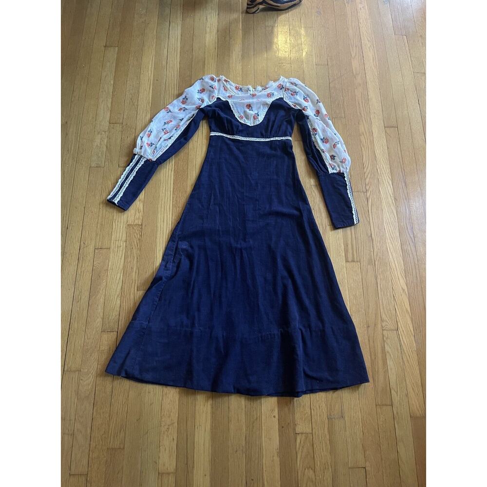 60s Vintage Gunne Sax Black Label Corduroy Dress - Picture 4 of 12